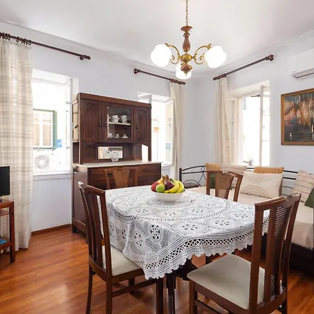 Blue Pillow Apartment Corfu (city)