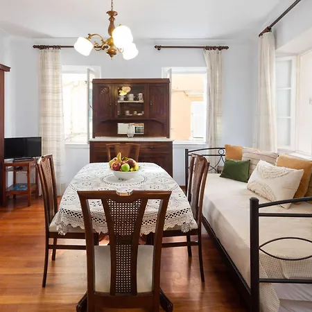 شقة Blue Pillow *